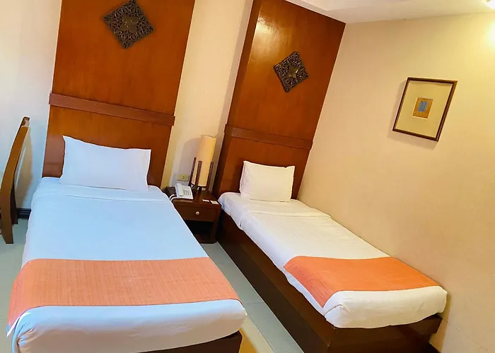 Roxas Midtown Hotel