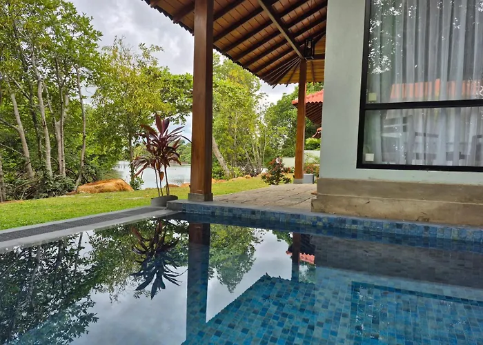River Shades Hotel