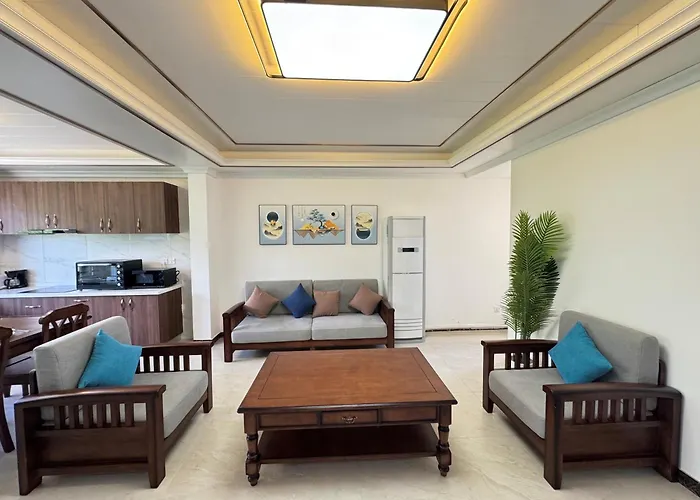 Seaview Garden Hotel & Residences