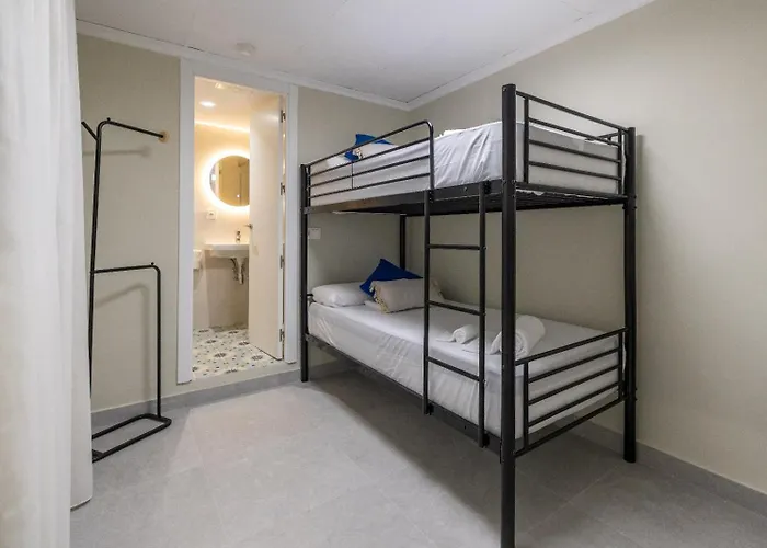 Carmen Beach Hostel Cullera