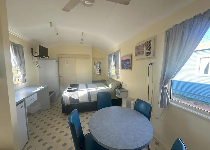 The Eulo Queen Hotel
