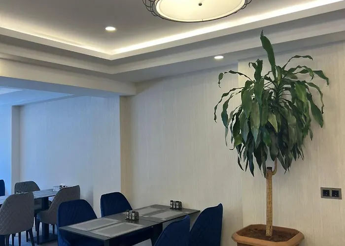 Gnc Airport Hotel