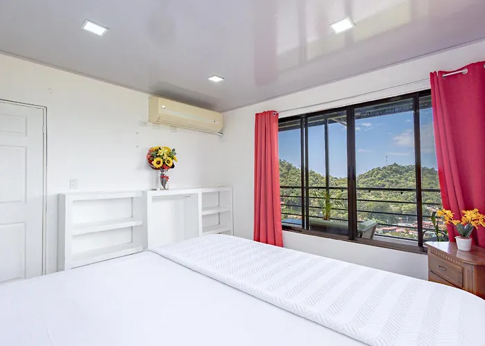 Vista del Pacifico Boutique Hotel