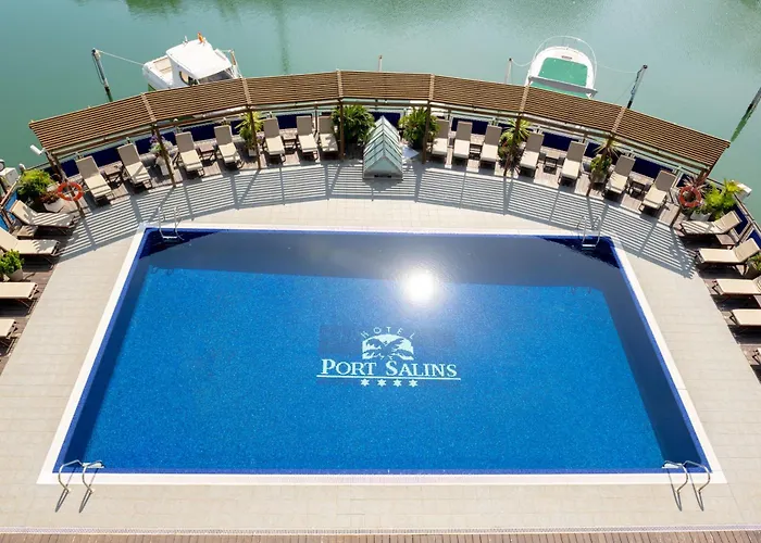 Hotel Port Salins By Pierre & Vacances Empuriabrava