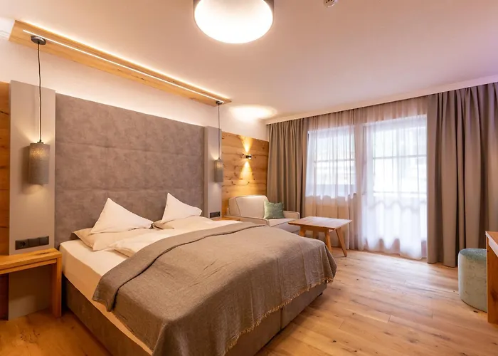 Hotel Mittagskogel Pitztal