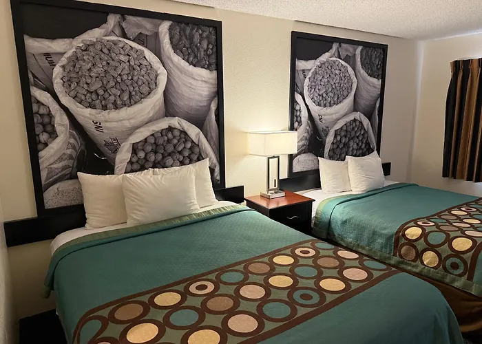 Super 8 By Wyndham Selma/Fresno Area