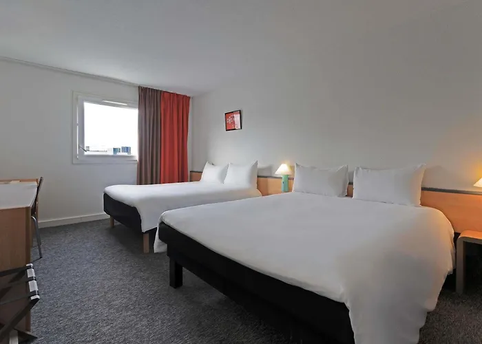 Ibis Paris Pantin Eglise
