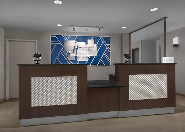 Holiday Inn Express Fargo - West Acres By Ihg