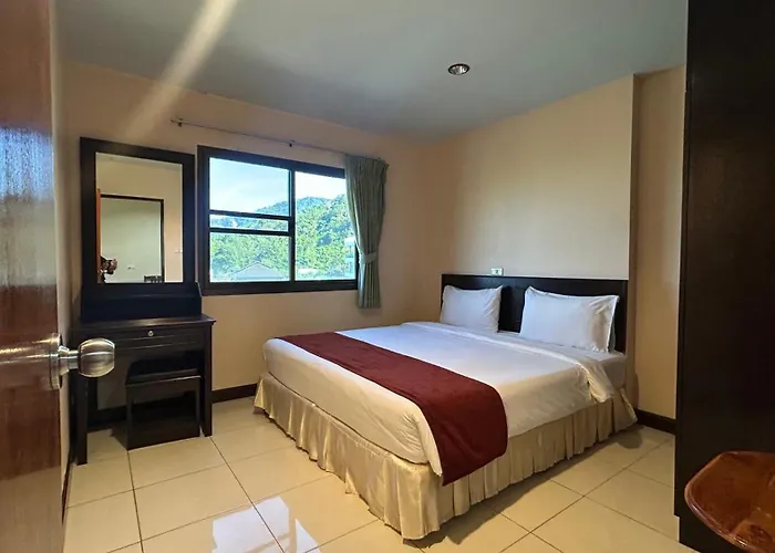 Surin Sunset Hotel - Sha