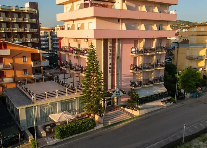 Hotel Joli
