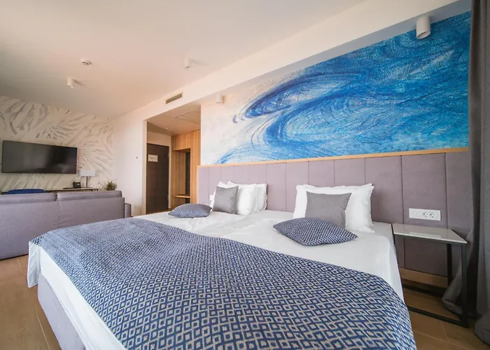 Hotel Crystal