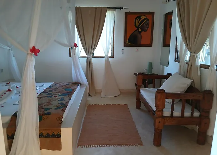 Shira House