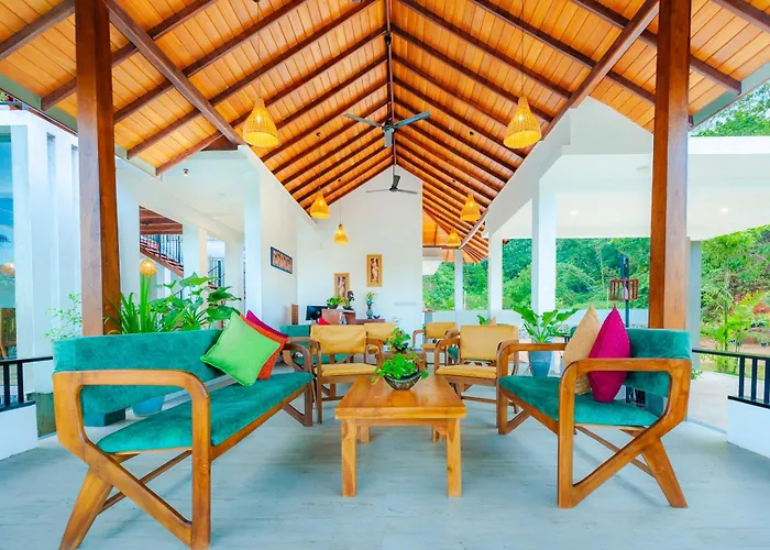 River Shades Hotel