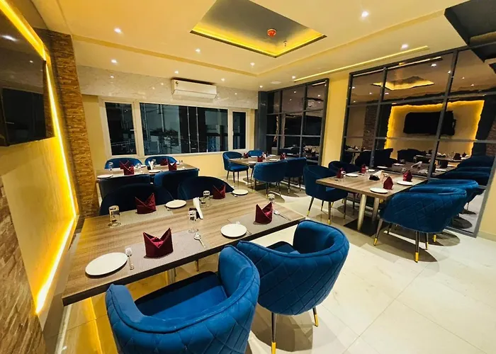 Hotel Pragati Palace