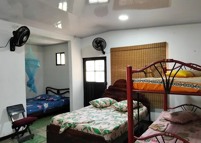 hostal el gato