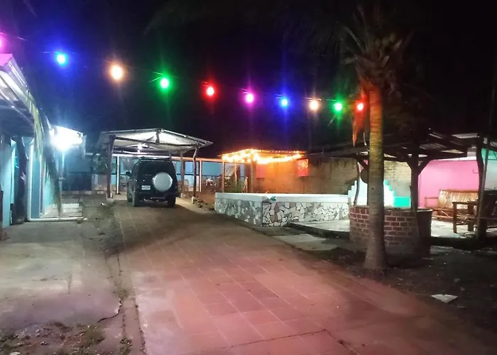 Hostal Casa Pura Vida
