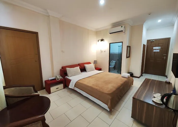 Golden Village Hotel
