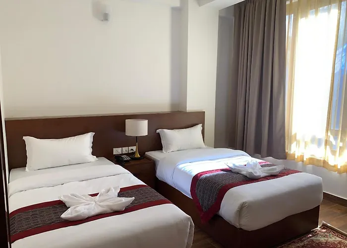Hotel pema raga