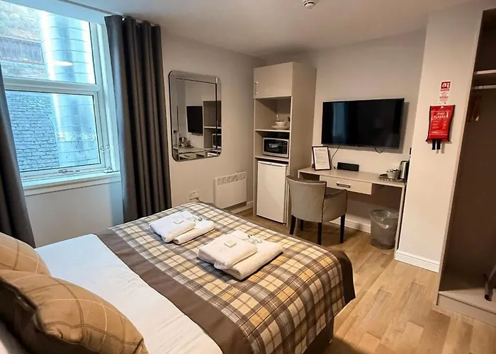 Dalkeith Phoenix Aparthotel Ltd