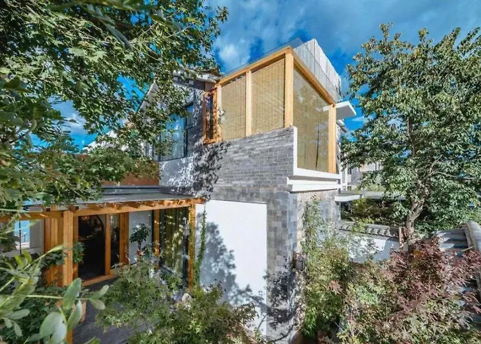Dali Nanshenan South Sea View Holiday Villa