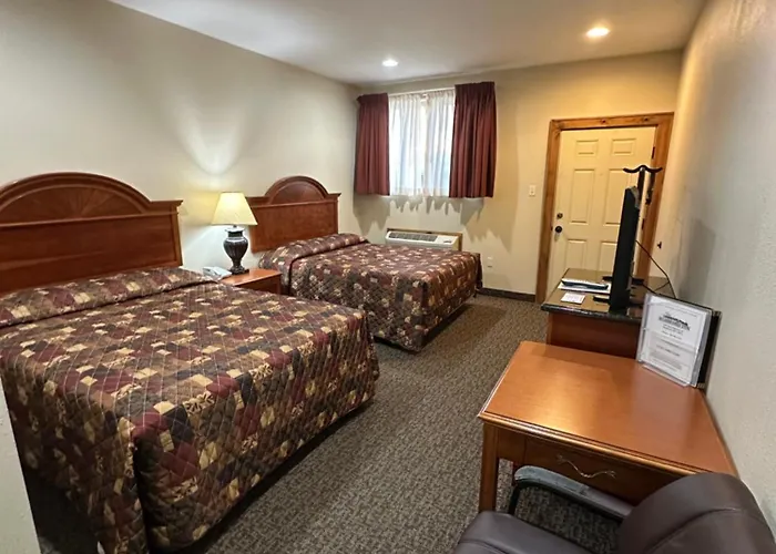 The Rushford Inn
