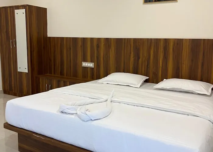 Estoria Hotel And Resort