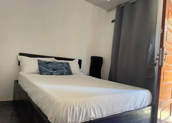 Motel plus express