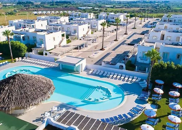 Aura Club Borgo Rio Favara
