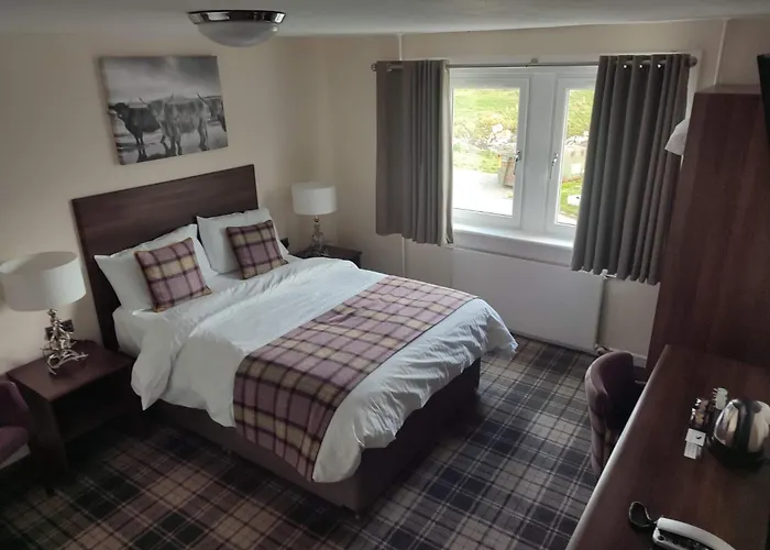 Lochmaddy Hotel