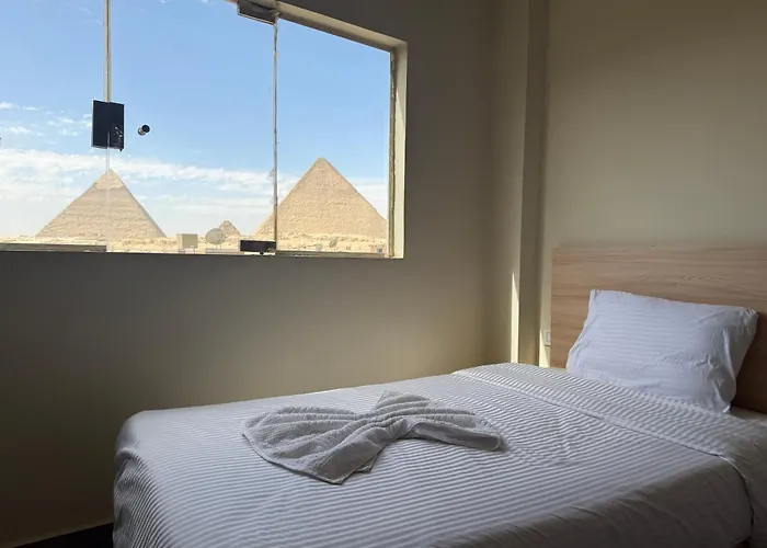 Valley Of Aida'S Pyramids Hotel