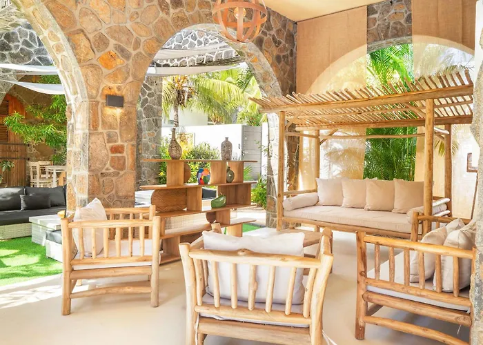Aroma Plaza - Infinity Pool & Peaceful Boutique Hotel