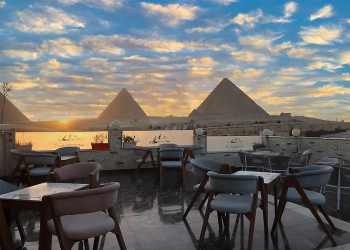Owest Pyramids View Hotel