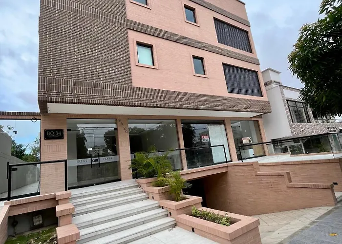 Bq84 Urban Hotel