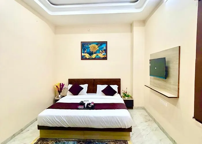 Hotel Prime Palace