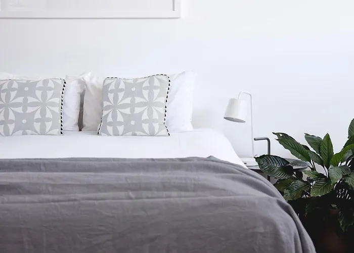 Bask & Stow I Luxe Guesthouse