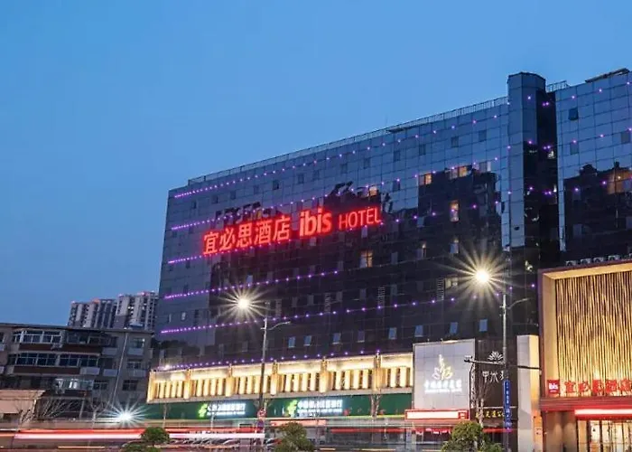 Ibis Zhengzhou Longhai West Road Metro Station