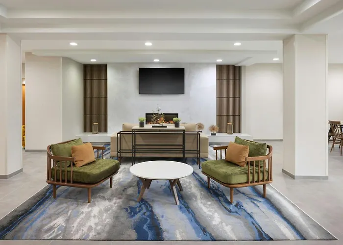 Fairfield Inn & Suites Lake City