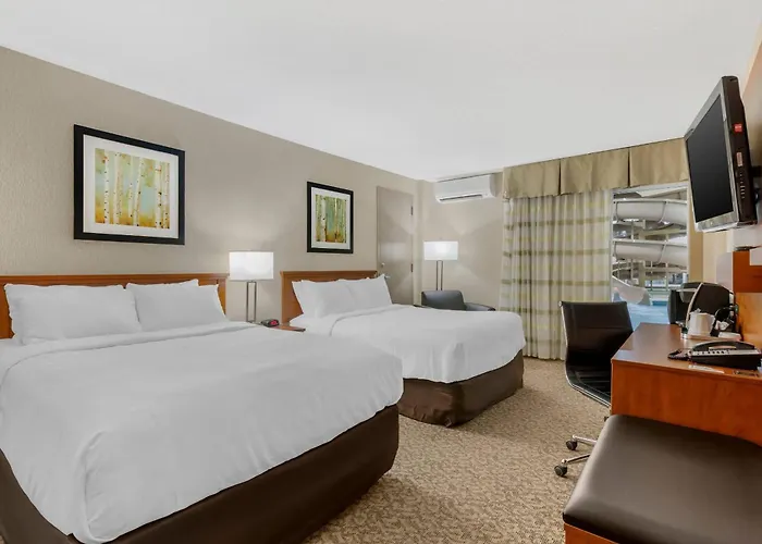 Clarion Hotel & Suites Brandon