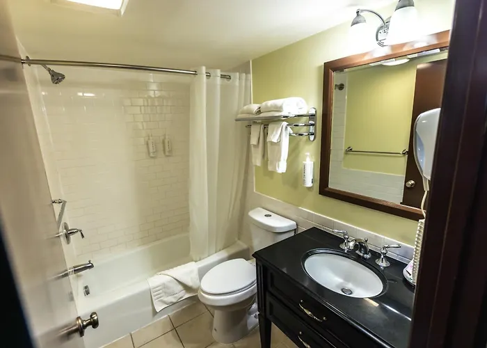 The Mammoth Creek Inn