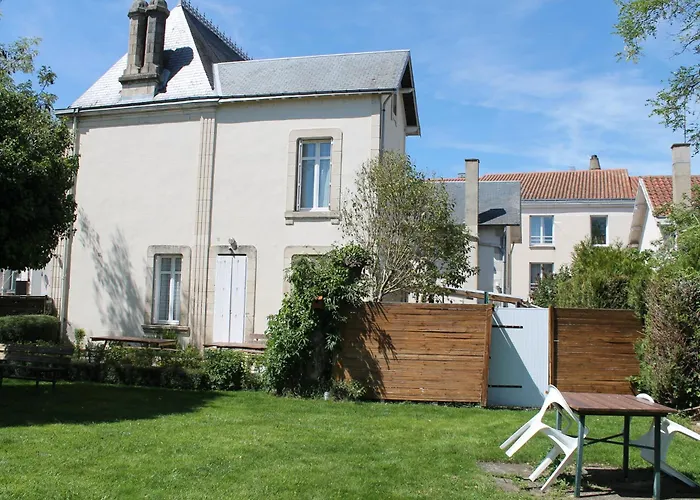 Logis Hôtel Beauséjour