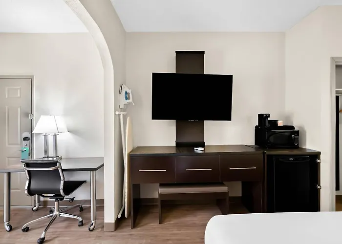 Quality Inn & Suites Monticello