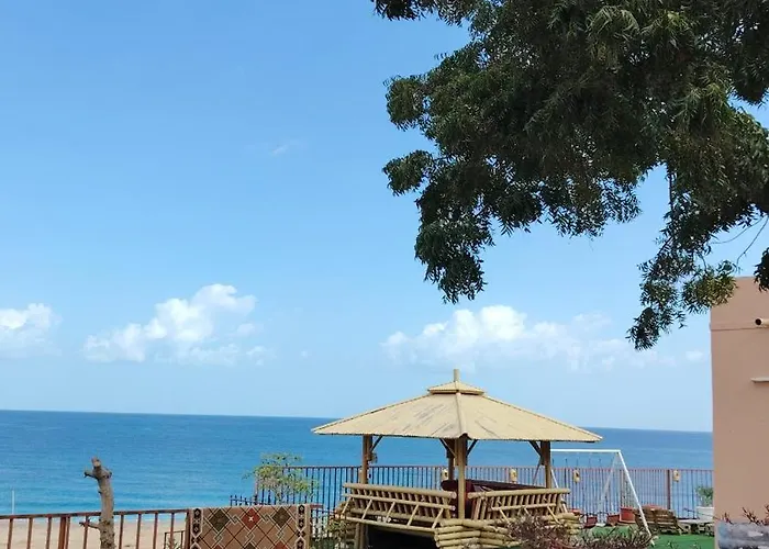 Alshumukh Guesthouse