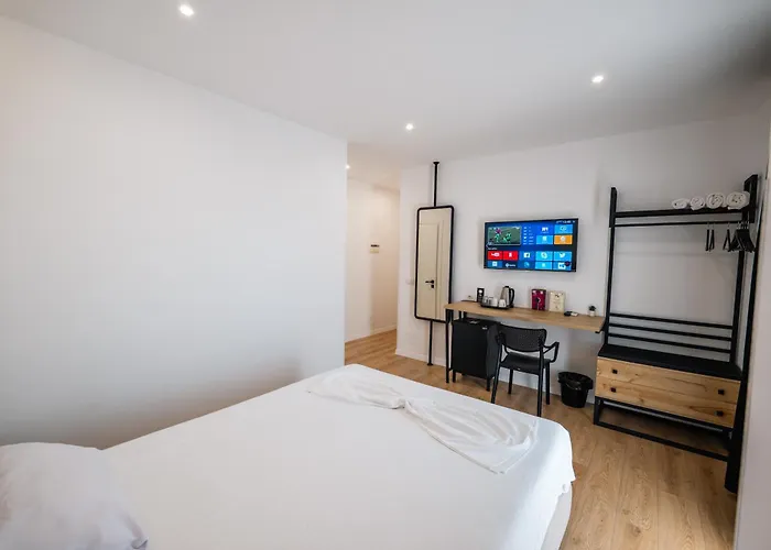 Hotel Qurku 2 - City Center Sarande