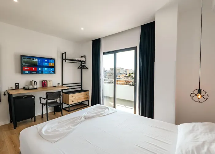 Hotel Qurku 2 - City Center Sarande