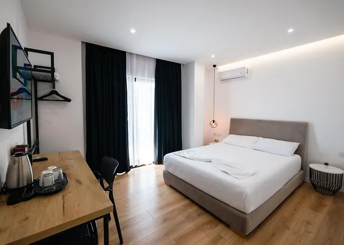 Hotel Qurku 2 - City Center Sarande
