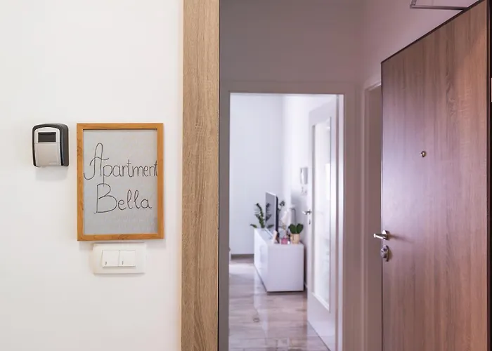 Brand New Lovely Apartment Bella