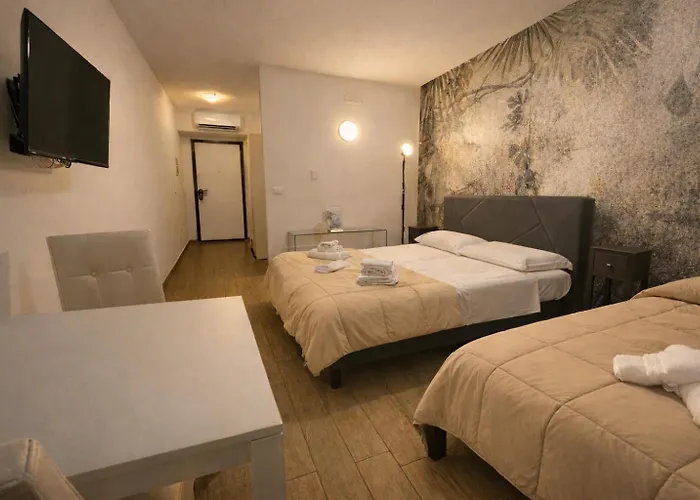 Thalassa Panoramic Suites