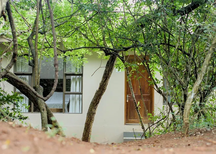 Mazuri Bush Cottages