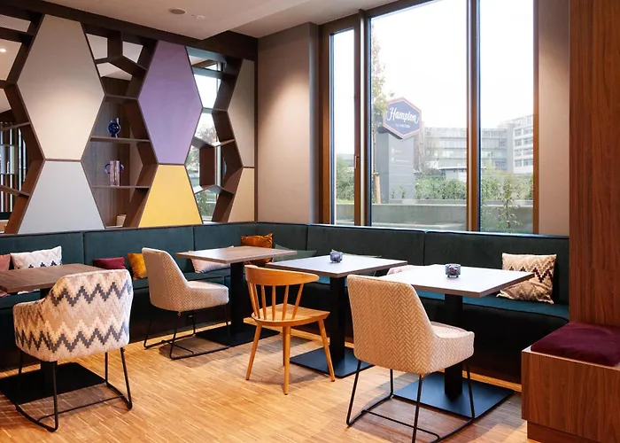 Hampton By Hilton Stuttgart Airport