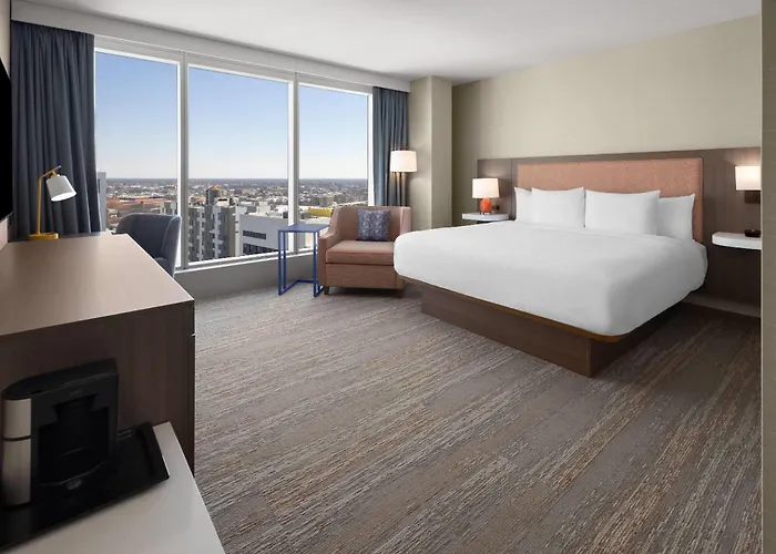 La Quinta Inn & Suites By Wyndham Queens Nyc Jfk Airtrain